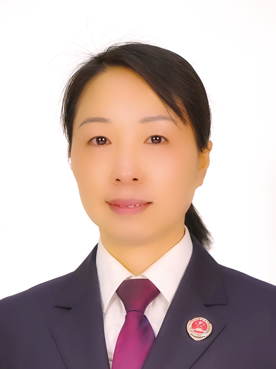 匡宁.jpg